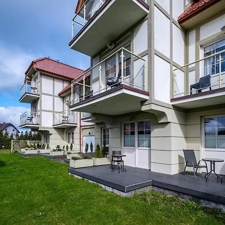 Beautiful With A Terrace For 3 People Lejlighed Dębki